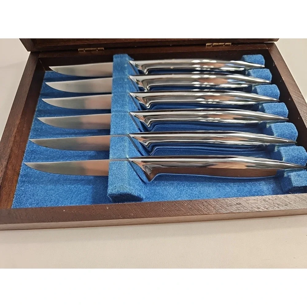 VTG‎ -UNUSED Carvel Hall Steak Knives Set Of 6 In Walnut Box- VERY SHARP